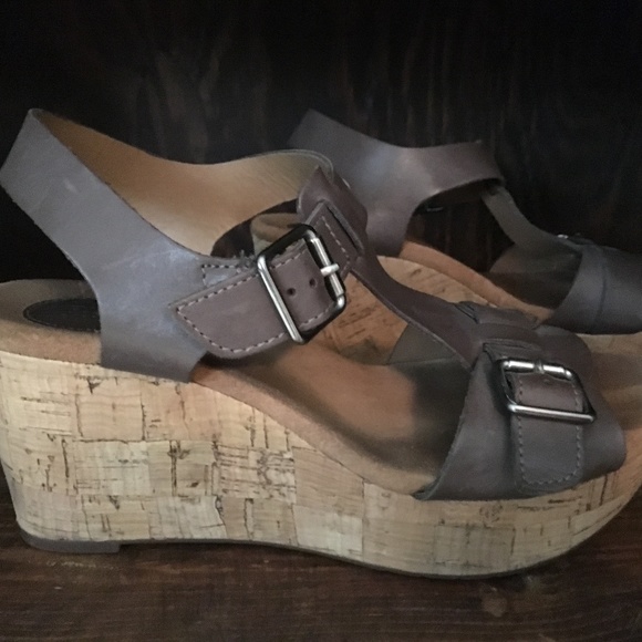 clarks caslynn paula